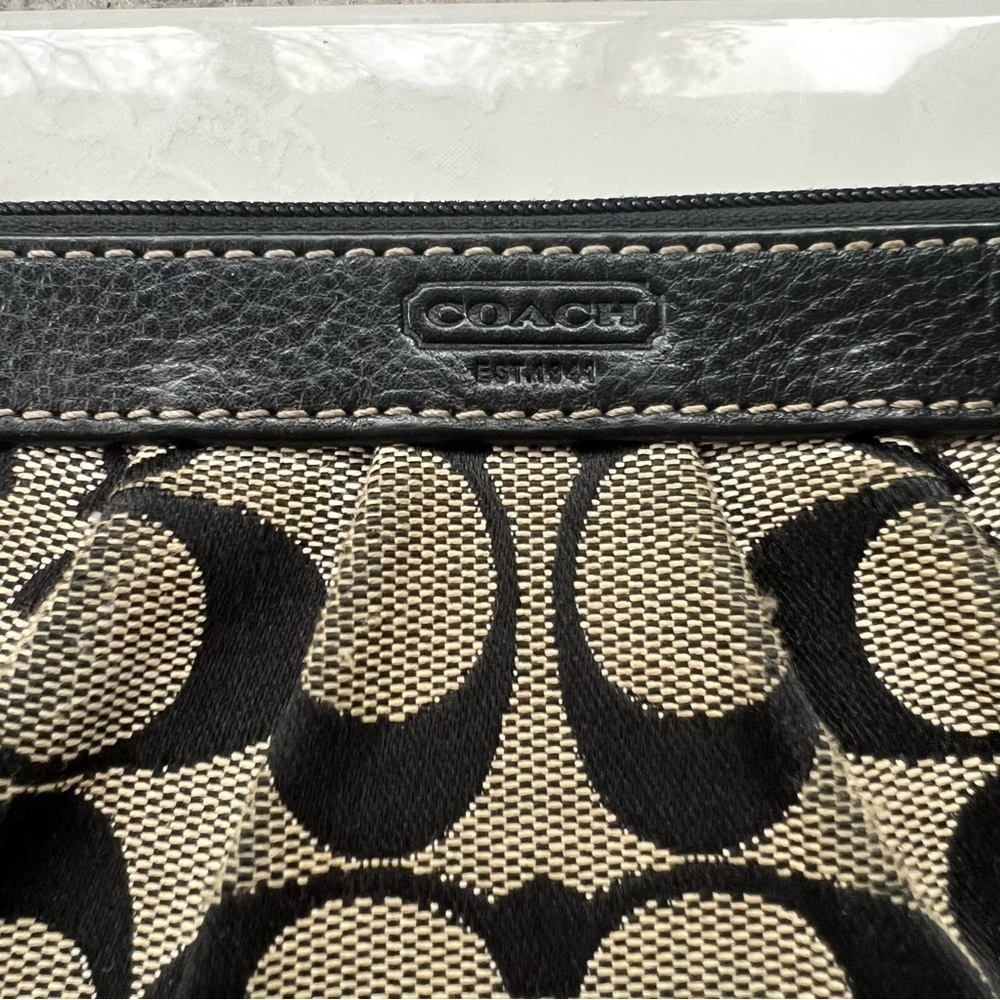 Coach Y2K Signature Leather Trim Wristlet Black Wallet Coin Purse Card Holder - Picture 11 of 11